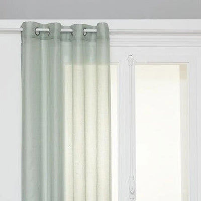 Curtains, accessories