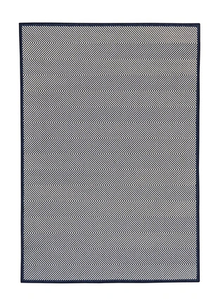 4772013441687
